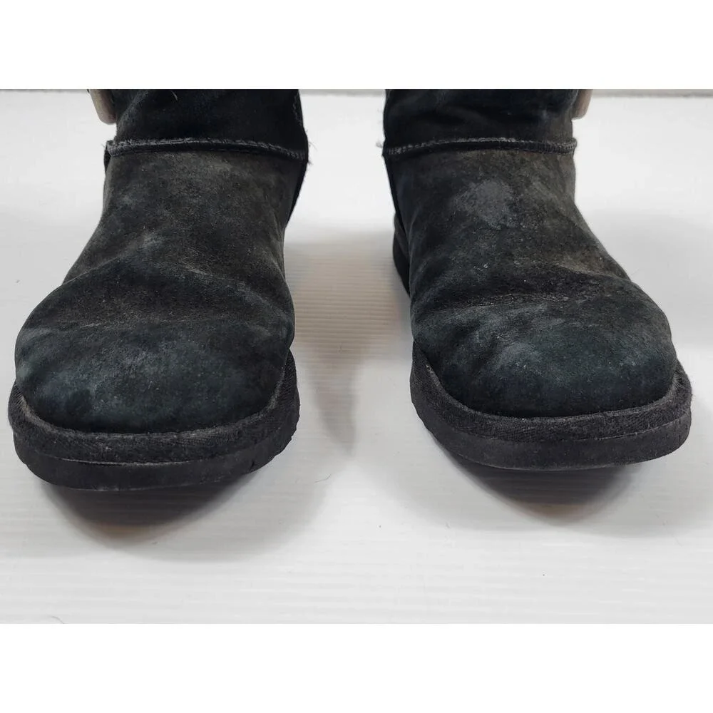 UGG Suede‎ Short Boots Meadow 1008043 Black Womens 7
